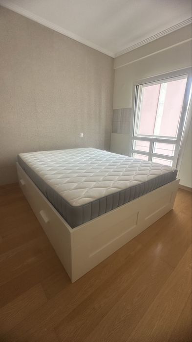 Cama de casal com gavetas 160x200 com colchão de molas ensacadas