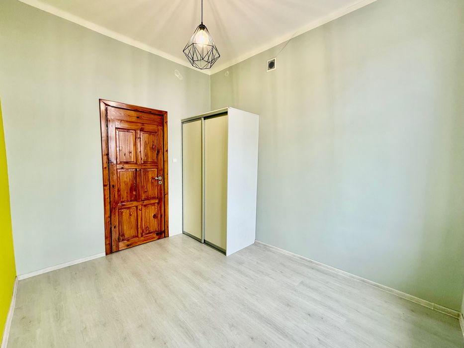 Lokal biurowo-usługowy 12 m2 Nowy Targ centrum