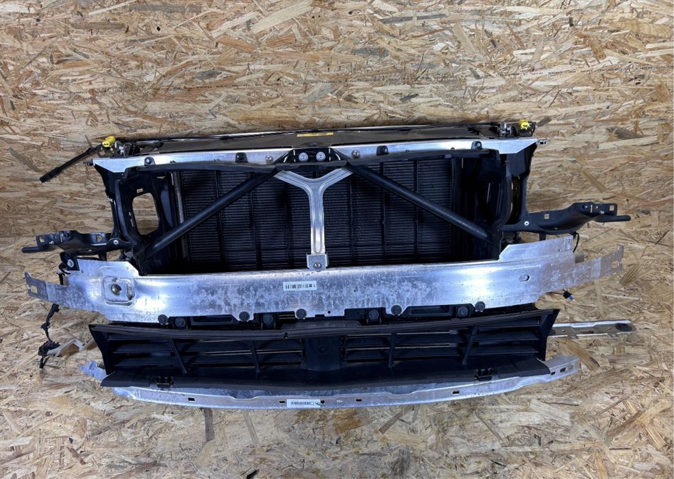 Телевизор Панель BMW G30 G20 G01 G05 G07 G11 G60 G70 G22 G80 G26 U11