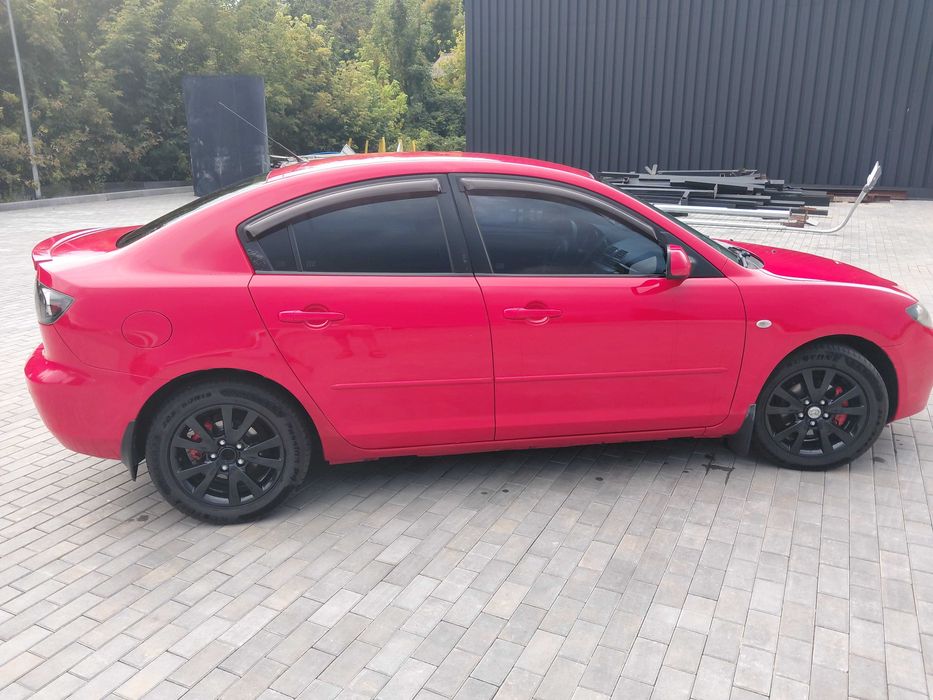 Продам Мазда 3 . 2007р 1.6 механіка