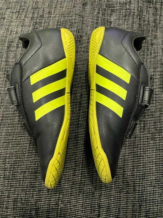 Sapatilhas Adidas Criança - Número 31