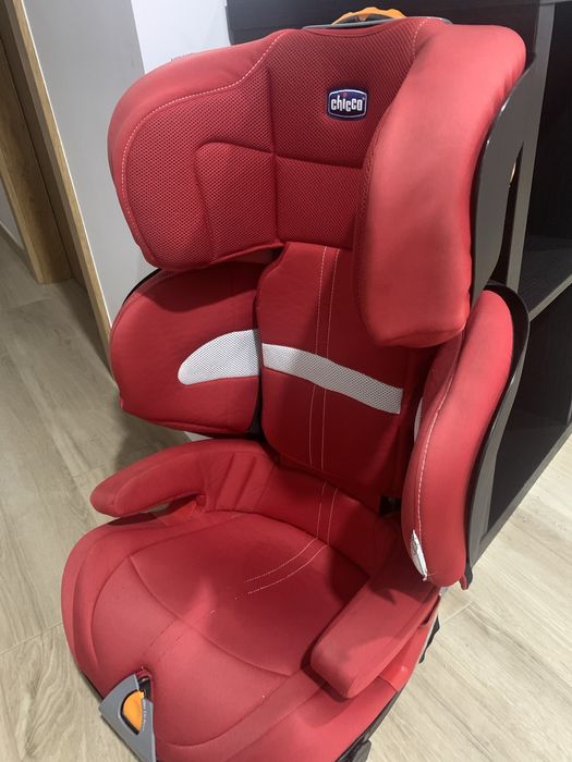 Cadeira auto chicco com isofix