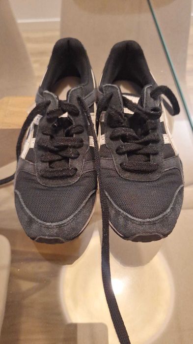 Sapatilhas Asics Lyte-Trainer Pretas/Cinzentas – Tam. 36