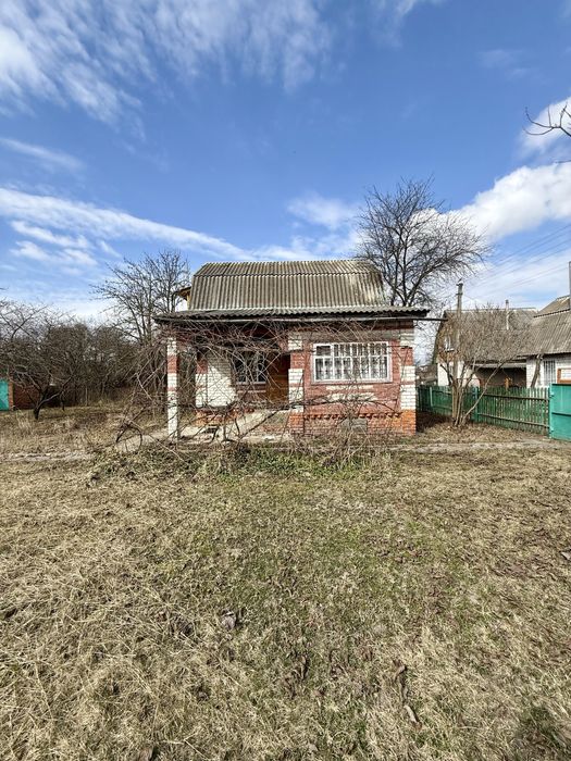 Дачний цегляний будинок в Березанці,10 соток