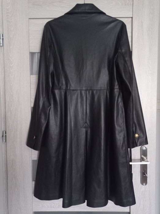 Płaszcz ekoskora pinko IT 44/M/L