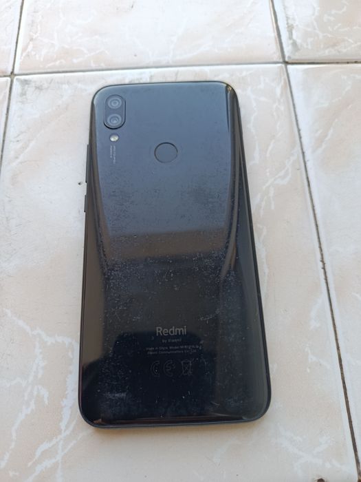 Продам Xiaomi redmi 7