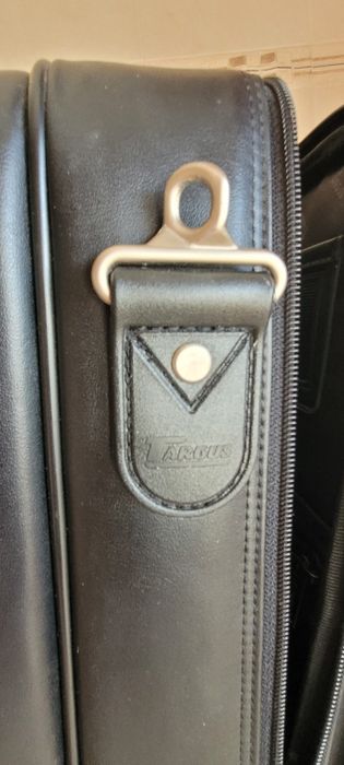 Mala p/ portátil marca Targus nova