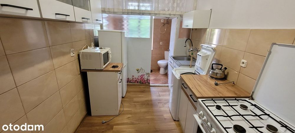 Przestronne, I piętro 2 pokoje, kamienica
