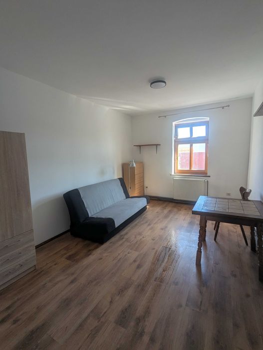 Pokój jednoosobowy dla mężczyzny, Opole