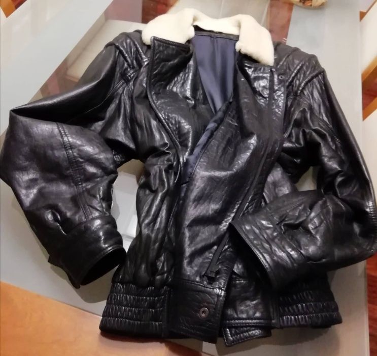 Casaco Preto de Couro