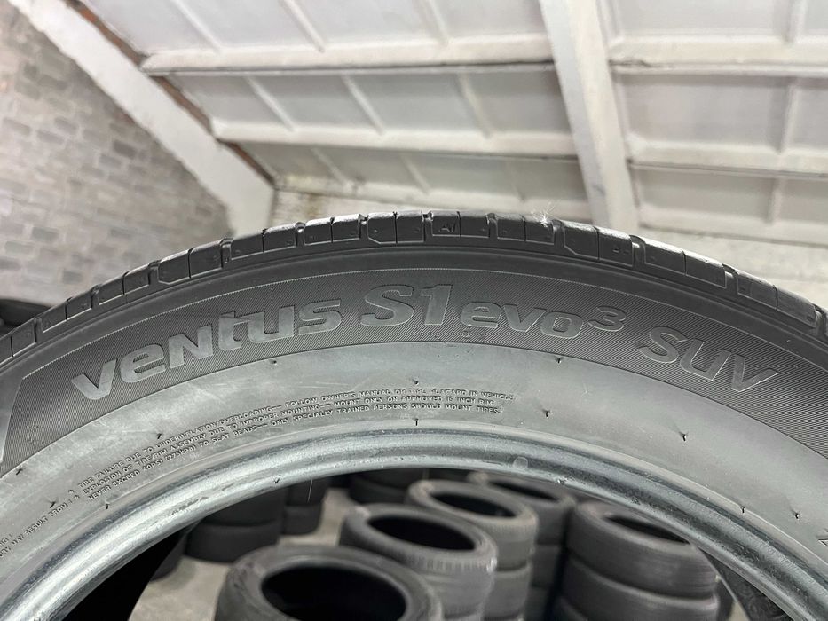 LS955 Літні шини 235/55r19 Hankook Ventus S1 evo3 SUV комплект резина