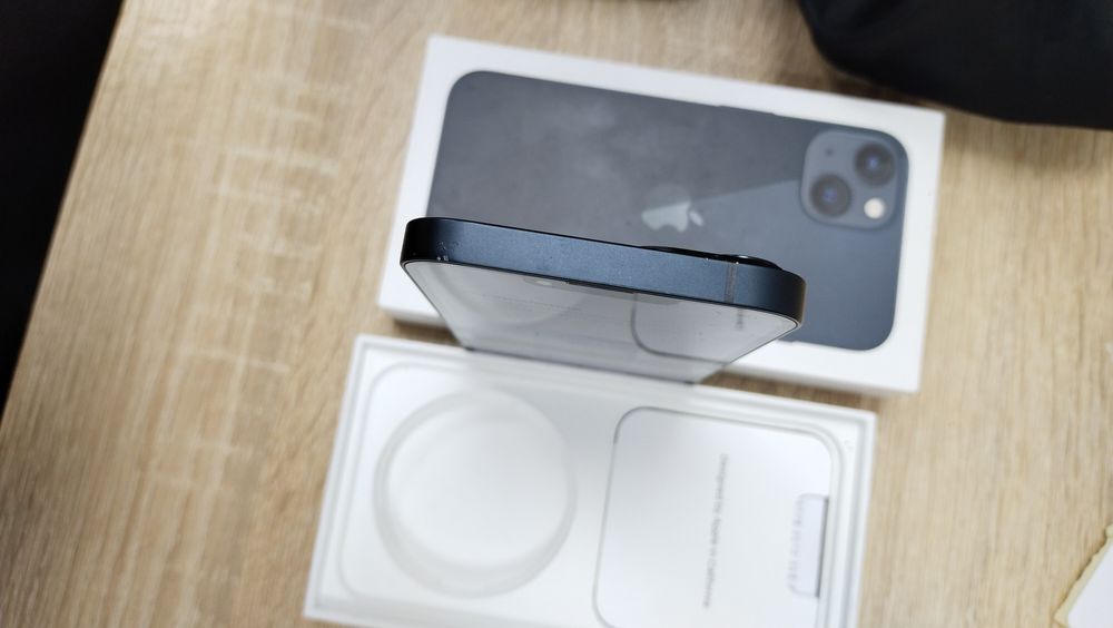 Iphone 13 wifi 128 gb bypass no sim идеал комплект