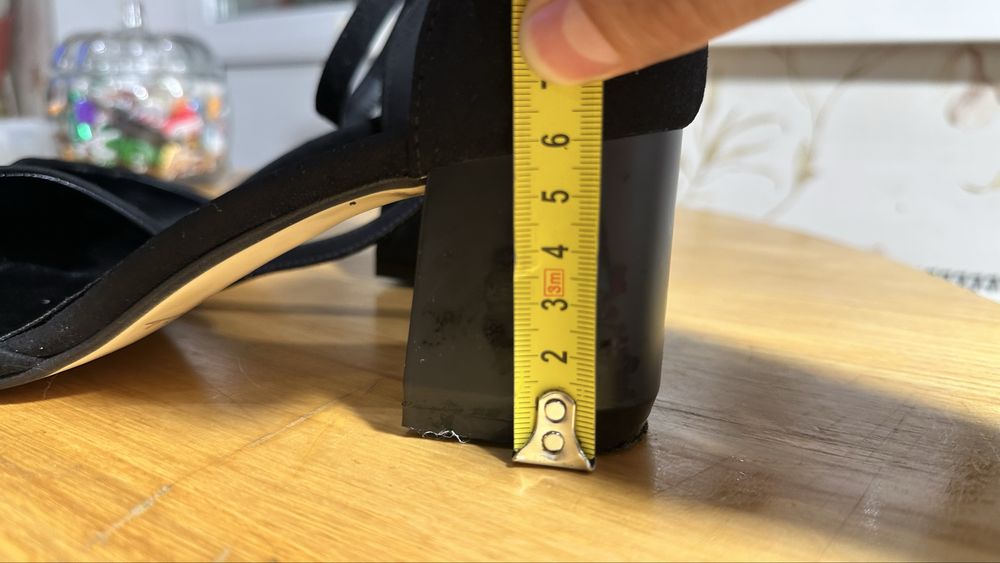 Туфлі на застібці