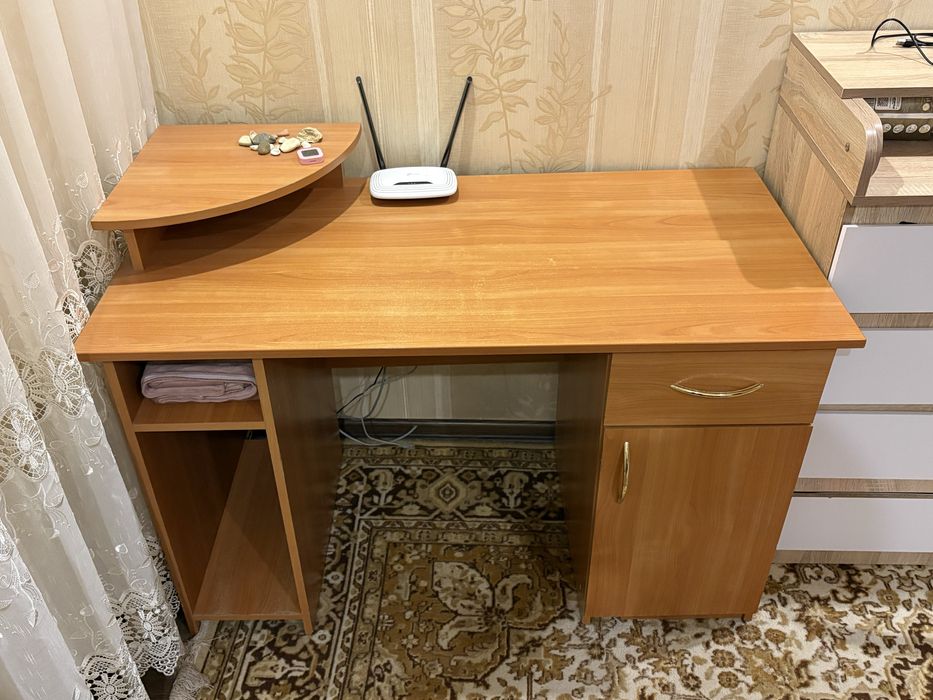 Продам Письмовий стіл