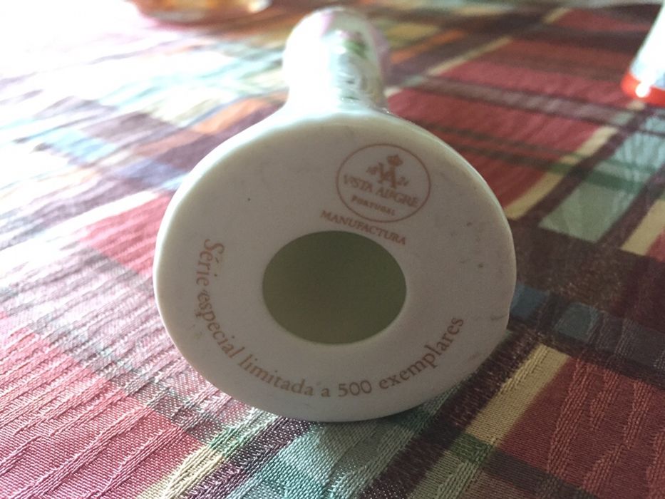 4 peças de xadrez da vista alegre. Novo