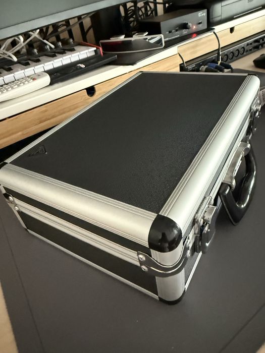 Microfone bheringer B-2 pro como novo