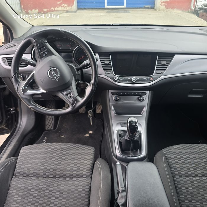 Opel Astra K 2017 kombi 1,6 cdti