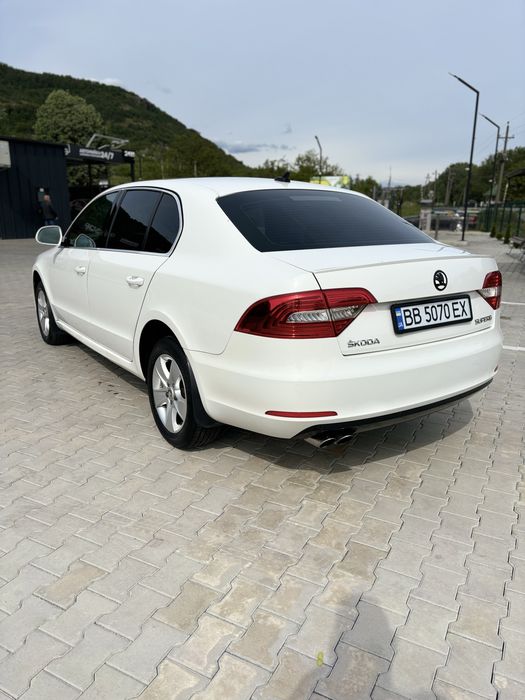 Skoda Superb  Tsi