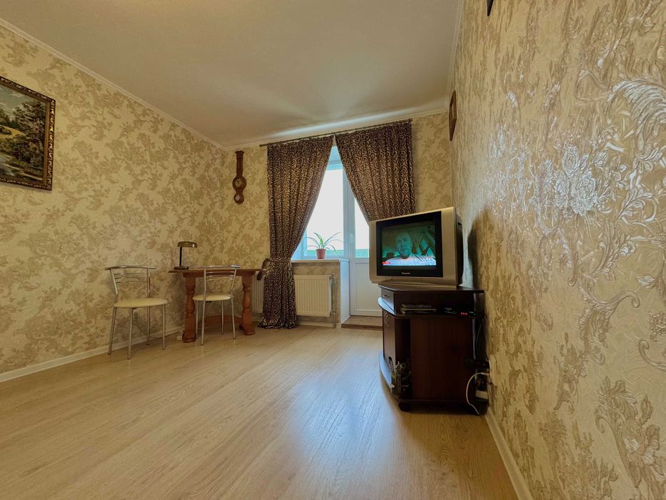 Двокімнатна квартира з ремонтом 63м2, новий будинок, р-н Літака v714