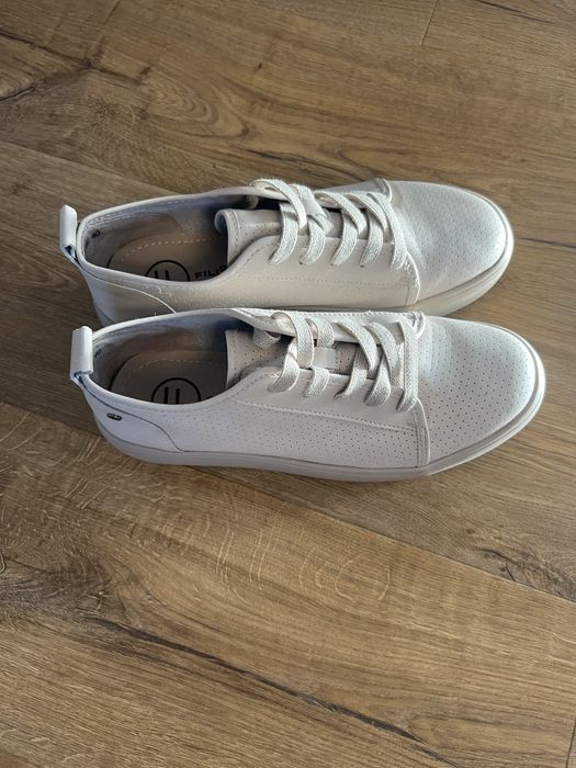 Buty damskie beżowe