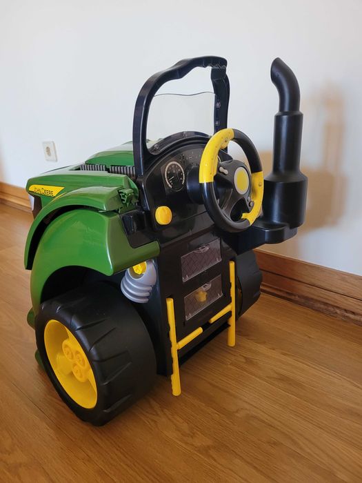 Brinquedo Trator KLEIN John Deere como novo