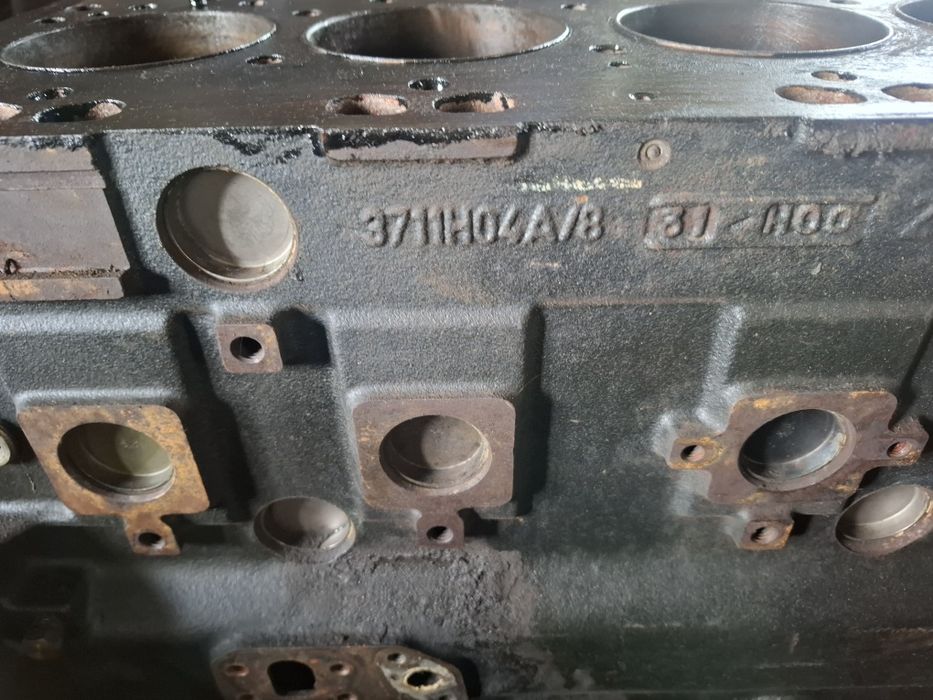 Silnik perkins AA 1004 AB części blok głowica wał podstawa alternator