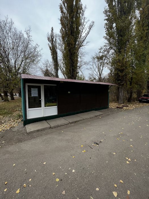 Продам ТОРГОВЕ Приміщення (МАФ)