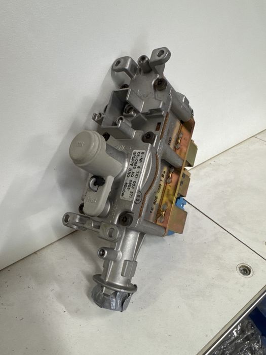 Junkers Bosch CE 426 Zawór Gazowy 8747003371 – Armatura Gazowa