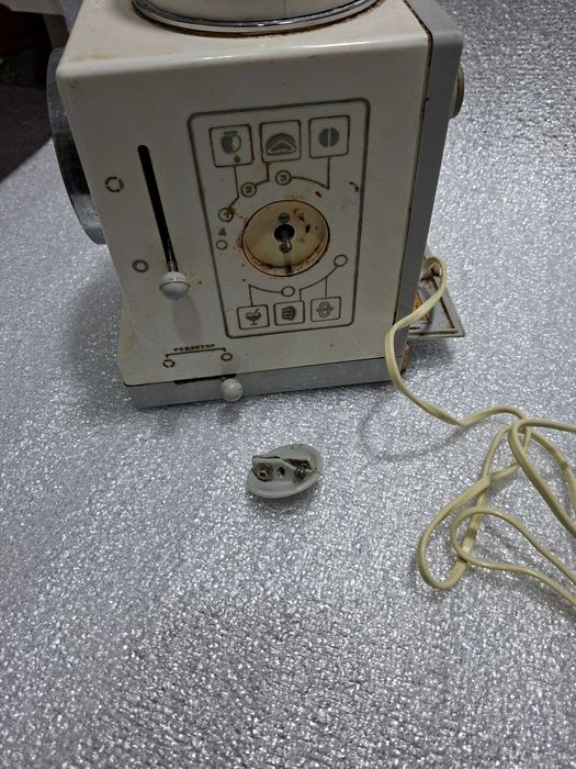 Продам кухонний комбайн МРІЯ