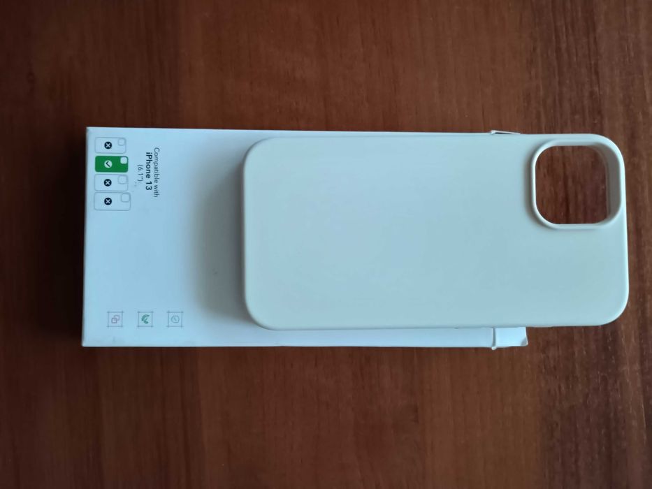 Etui do telefonu iphone 13