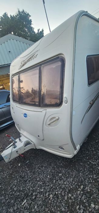 Caravana cama fixa