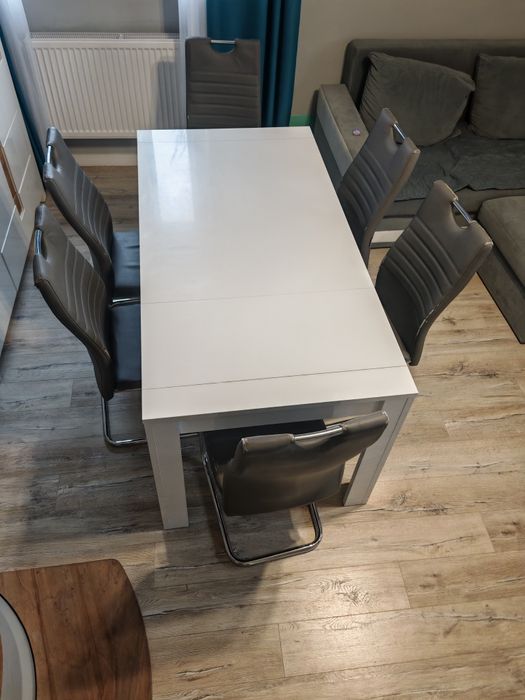 Stół rozkładany biały połysk