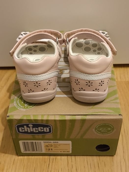 Sandálias Chicco (Tamanho 21)
