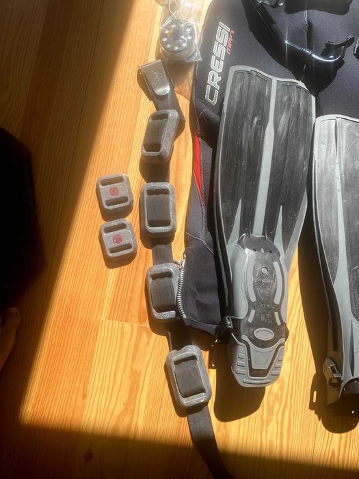 Equipamento de mergulho (usado 1x)