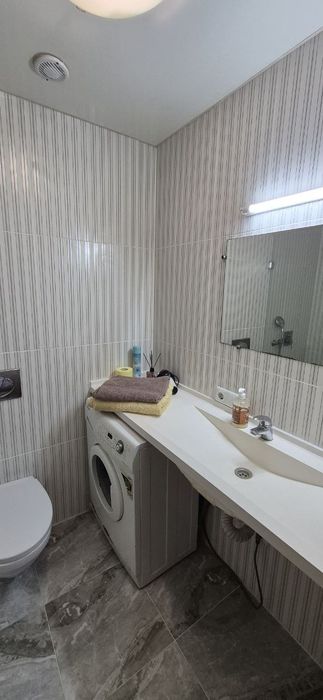 Продам гарну 2 кімнатну квартиру на Г.Кондратьєва біля театру Щепкіна