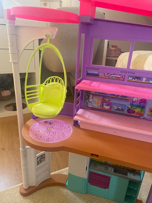 Casa da Barbie como nova