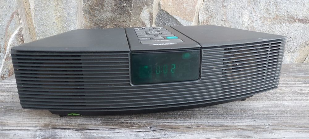 BOSE ProfessionalWaveRadio.