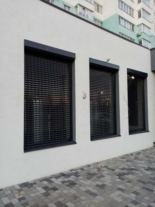 Захисні ролети . Ролети в гараж. Гаражні ворота. Ролети на вікна