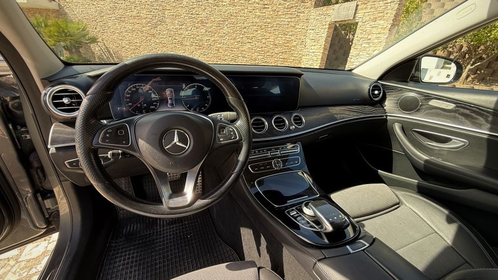 Mercedes-Benz E220 d