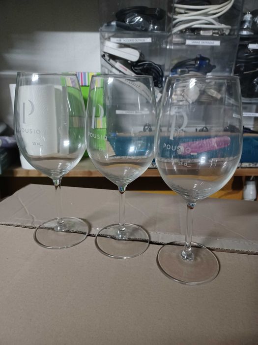 24 copos de vinho Bordéus 15cl Pousio.