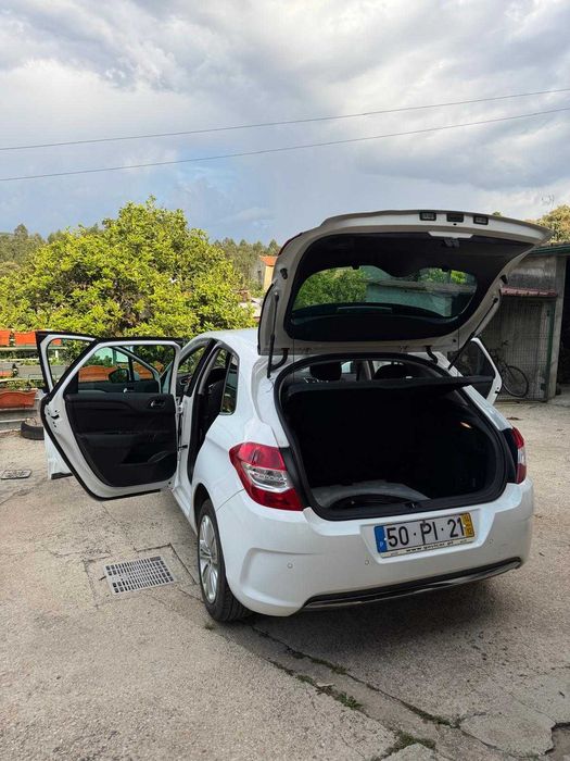 CITROËN C4 de garagem