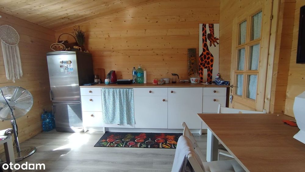 Domek rekreacyjny pod miastem z garażem