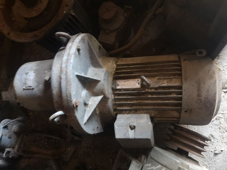 Motoreduktor silnik z przekładnią prerov machinery 4kw