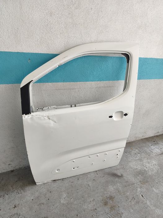 Porta frente esquerda PLATAFORMA K9 – CITROËN / PEUGEOT / OPEL / TOYOTA
