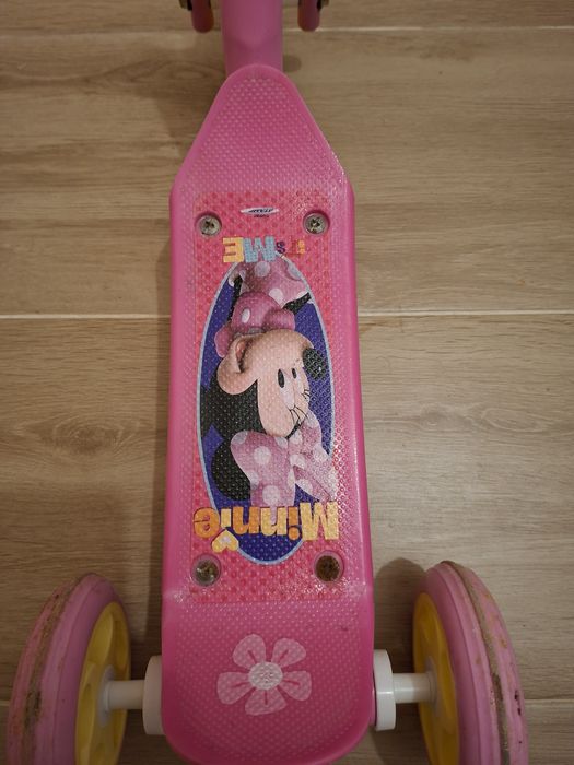 Trotinete Infantil Minnie Mouse 3 Rodas – Rosa (Até 20 kg)