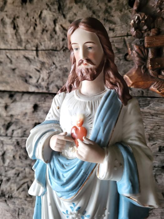 Piękna biskwitowa figurka Najświętsze Serce Pan Jezus