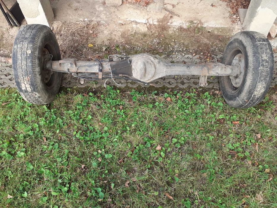 Oś do wozu, przyczepy