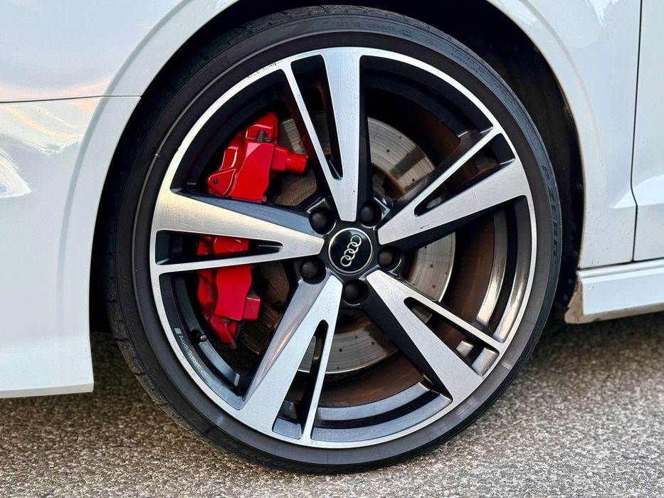 Audi RS3 Limousine 2.5 TFSI quattro S tronic
