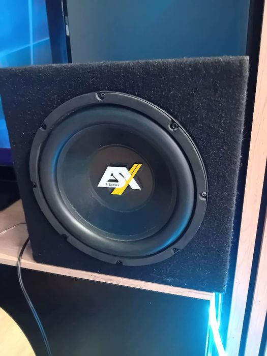 Sprzedam subwoofer samochodowy