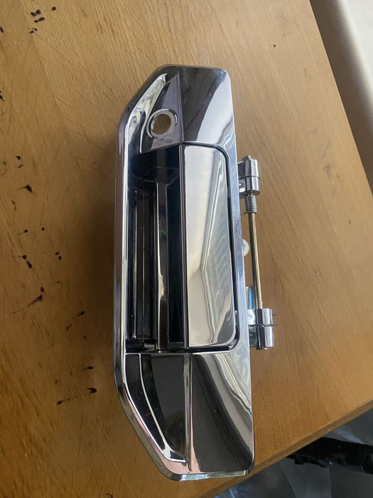 Продам ручку багажника на Пежо Ландтрек